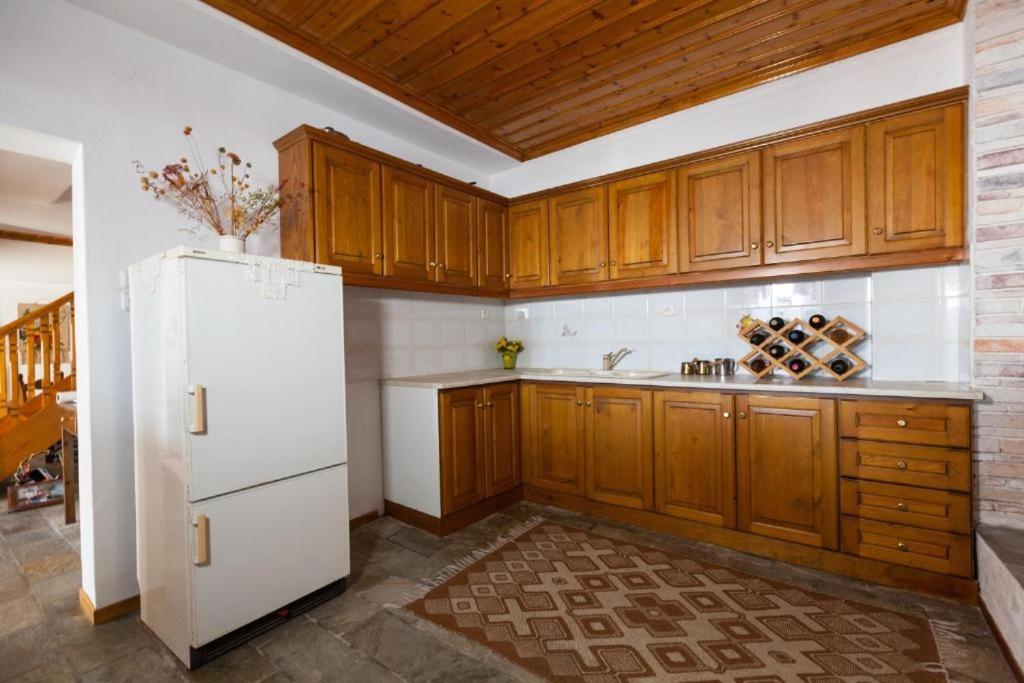 Eremia Rustic House - Entire Villa In Pelion 마크리니차 외부 사진
